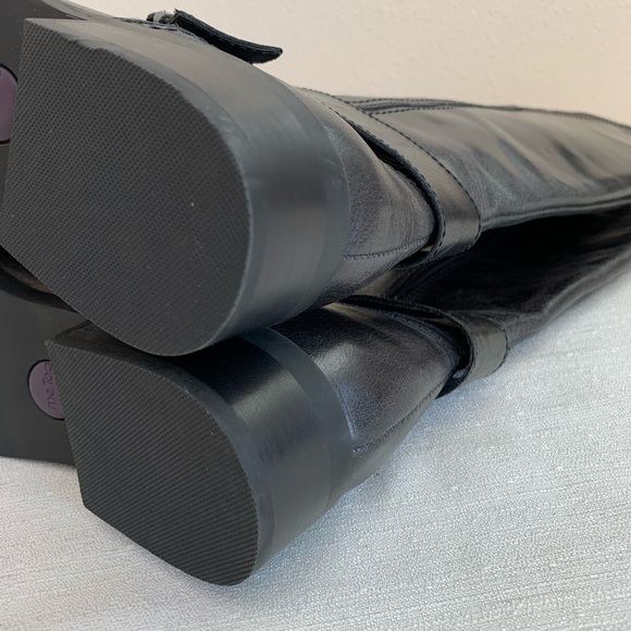 Me Too Darcey Black Leather Ankle Buckle Riding Boots Woman’s 8.5M - Picture 15 of 16